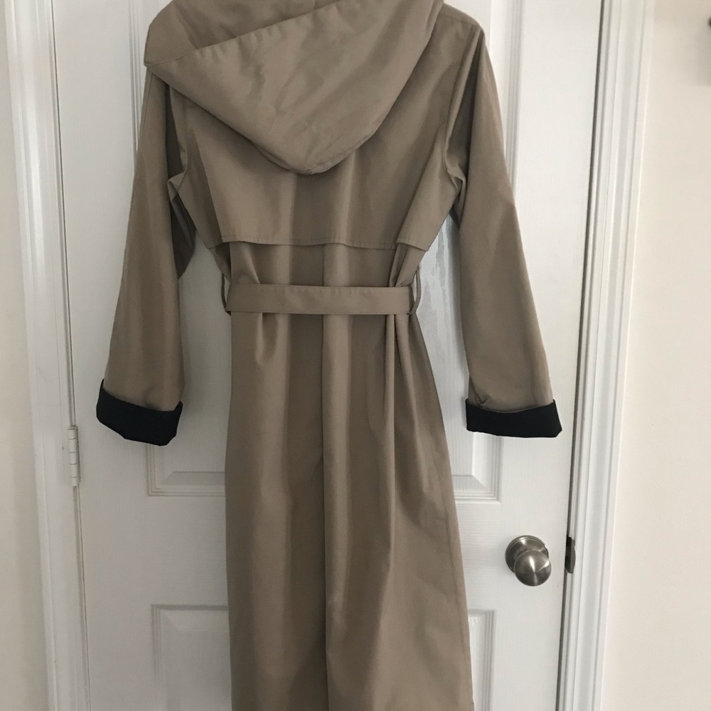 ‼️ SALE ‼️ LONDON FOG Woman’s Coat - Picture 5 of 8